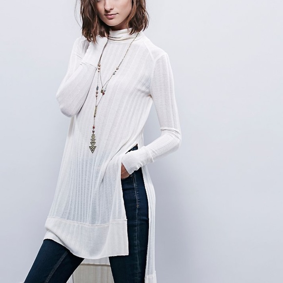 Free People Tops - WE THE FREE ESPRESSO SIDE SLIT TURTLENECK IVORY